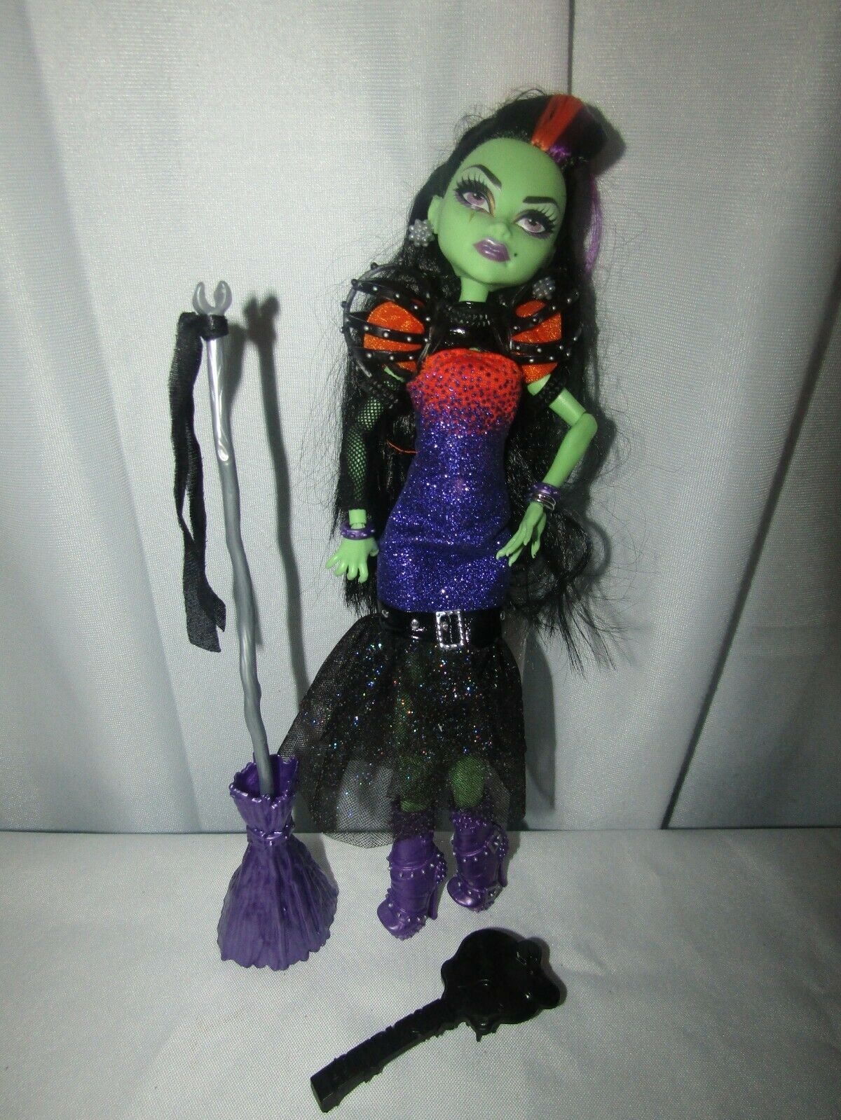Monster High - Casta Fierce Doll -  Halloween Witch Rare- Mattel