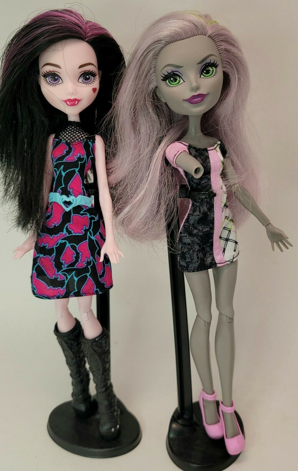 Welcome To Monster High Monstrous Rivals Moanica D'Kay Draculaura Doll