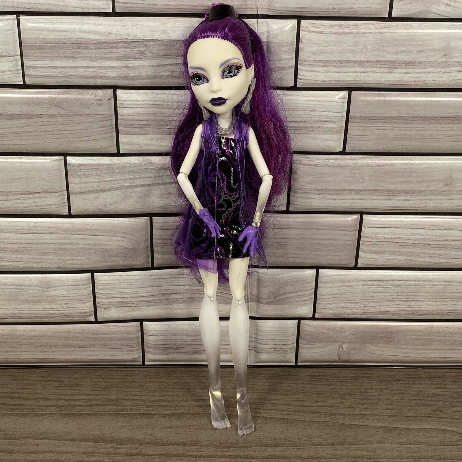 Mattel 2012 Monster High Spectra Vondergeist Ghoul's Night Out Doll Purple Hair